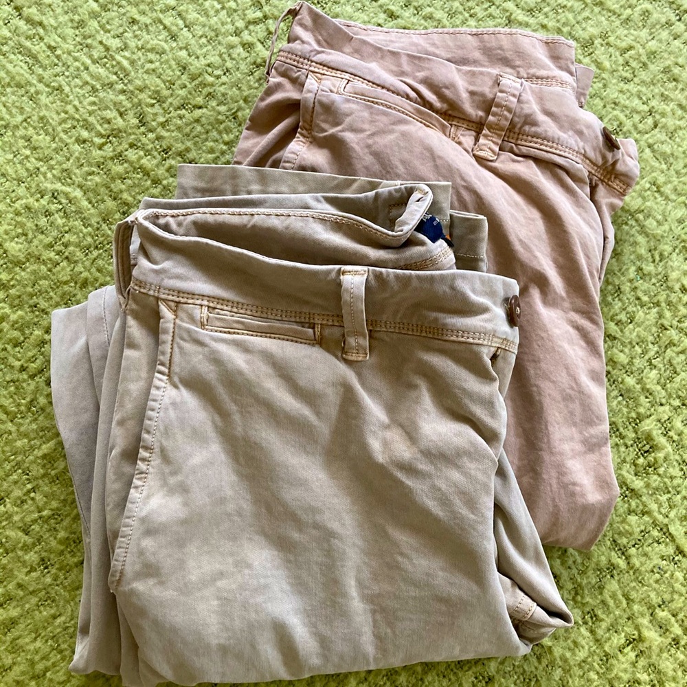 American Eagle Extreme Flex Flat Front Khakis